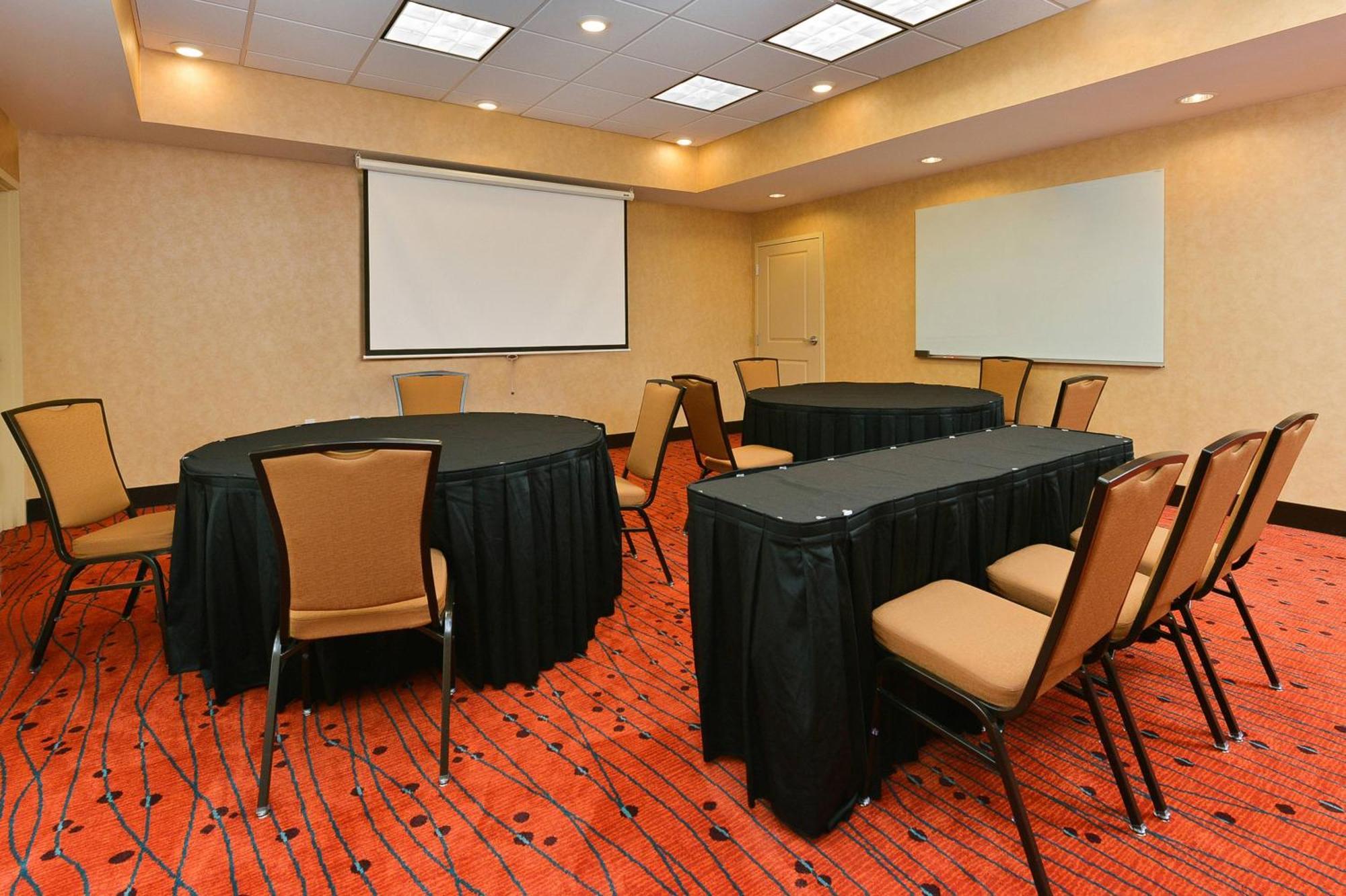 Residence Inn By Marriott Champaign Exteriér fotografie